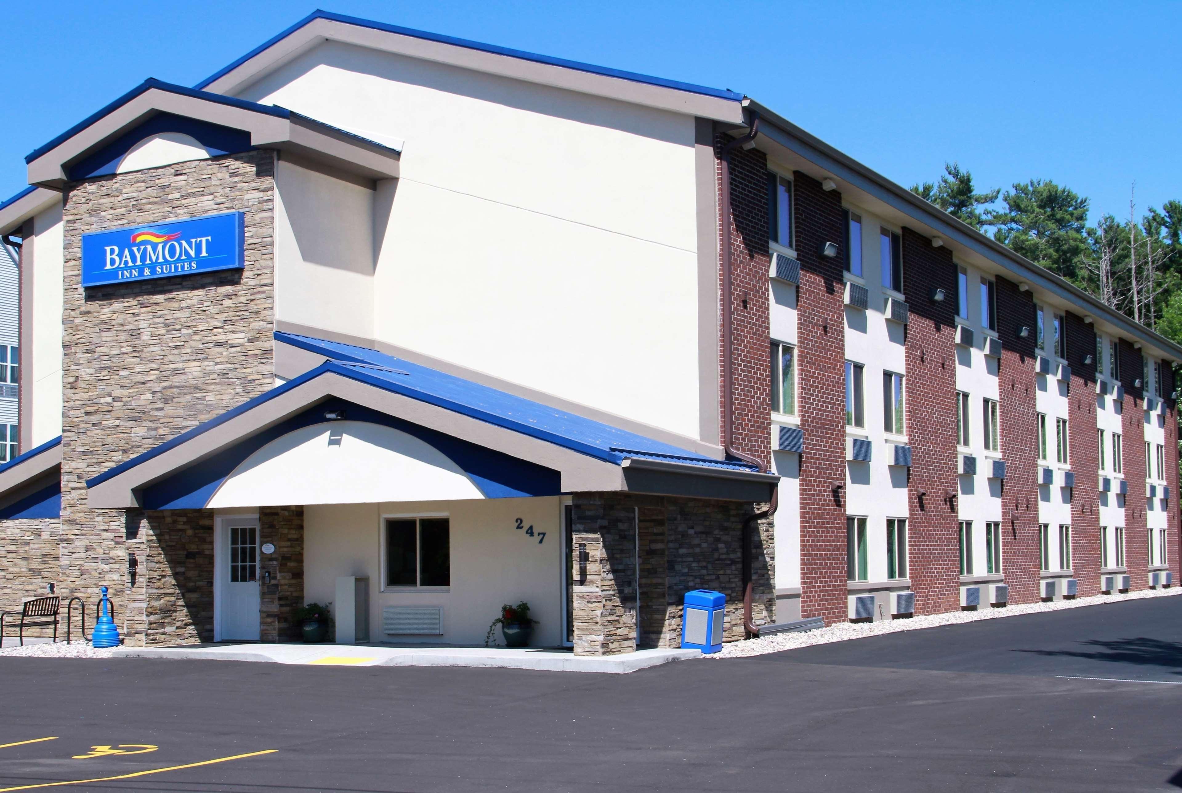 Baymont By Wyndham Stevens Point Exterior foto